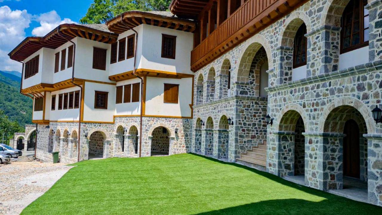 Guest Mansion, Гостински Палат Rostusa Εξωτερικό φωτογραφία