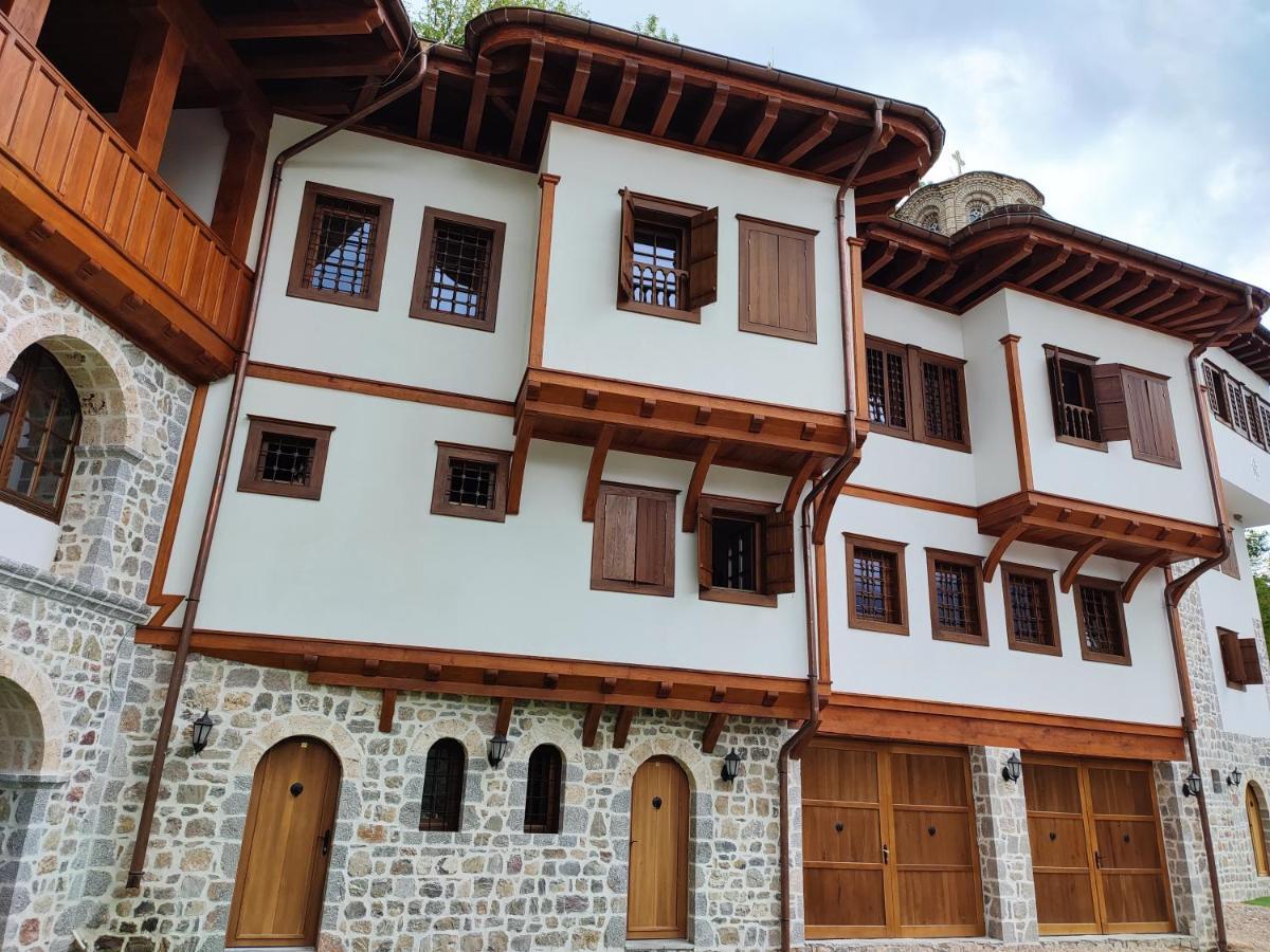 Guest Mansion, Гостински Палат Rostusa Εξωτερικό φωτογραφία